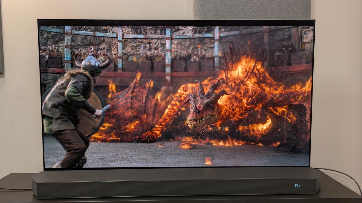 How To Train Your Dragon (2025) 4K Blu-ray on LG G5 showing Hiccup and fire-covered dragon
