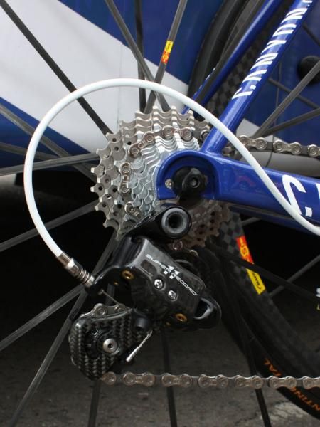 A Campagnolo Super Record rear derailleur is bolted to the rear end of Evans' Canyon Ultimate CF Pro.
