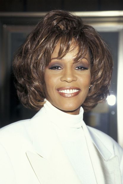Whitney Houston found dead in a bathtub, 2012 