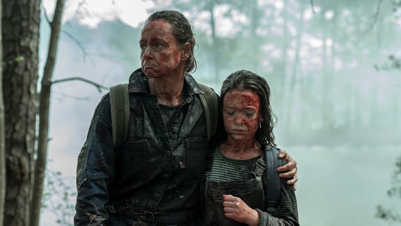 Samantha Morton, Scarlett Blum in Tales of the Walking Dead season 1 episode 3