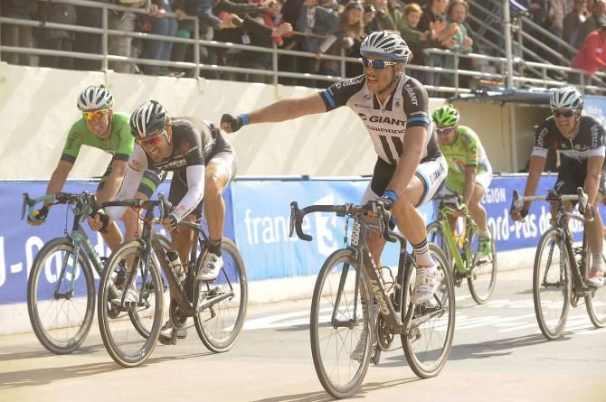 John Degenkolb (Giant-Shimano) with a one-arm salute for taking out second place