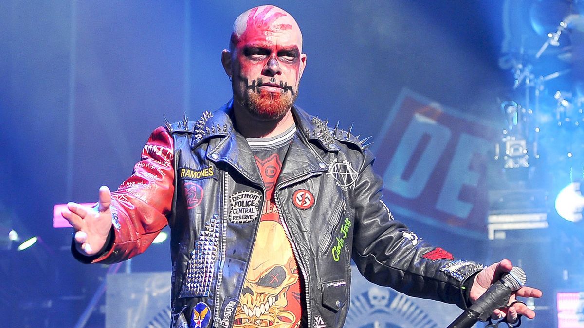 Ivan Moody out of Five Finger Death Punch tour | Louder