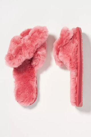 Valentine's Gift Guide: Image of EMU slippers