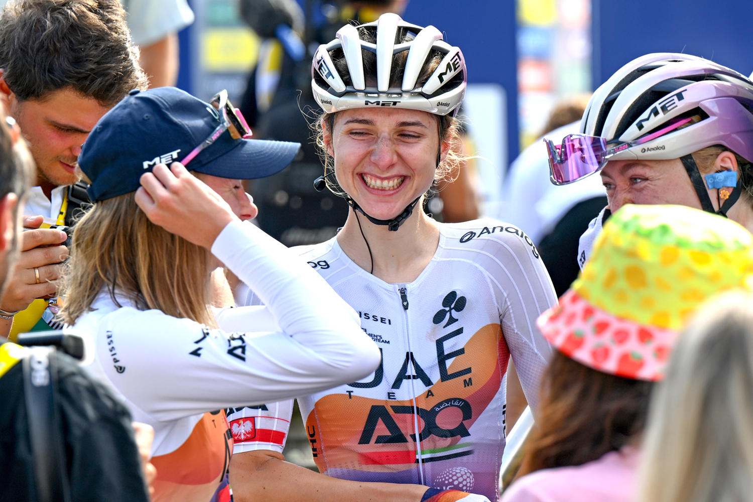 Dominika W&amp;#316;odarczyk with UAE Team ADQ teammates Ma&amp;euml;va Squiban and Lara Gillespie at the 2026 Tour de France Femmes