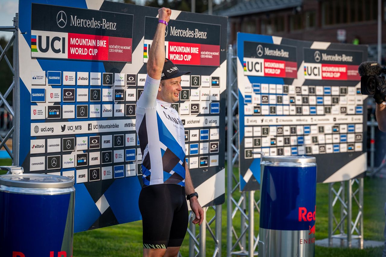 World Cup leader Luca Schwarzbauer (Canyon Cllctv)