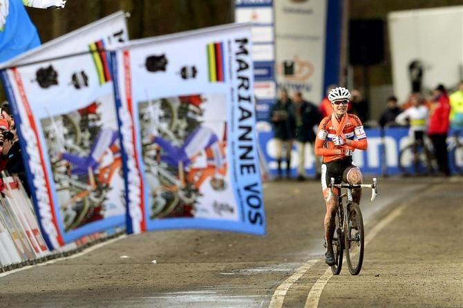 The home crowd was out in force for Marianne Vos, and she did not disappoint