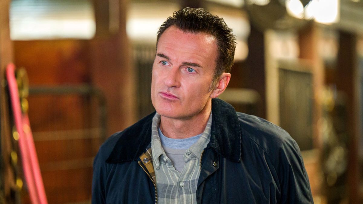 FBI: Most Wanted’s Jess Seizes An Opportunity With Sarah In First Look At Episode Before Julian McMahon’s Exit