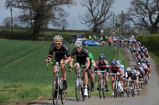 Rob Hayles leads chase, East Midlands CiCLE Classic 2010