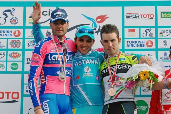 Stage two podioum (l-r): Alessandro Petacchi, 2nd; Valentin Iglinskiy, 1st; Elia Favilli, 3rd.