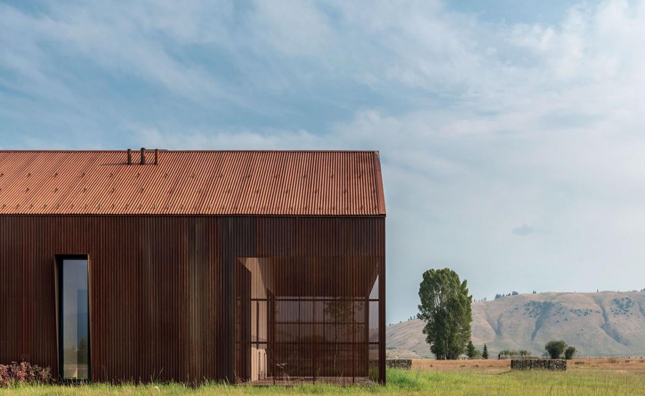 The single-storey rectangular Dogtrot Residence