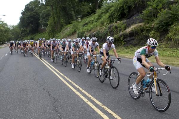 Colavita Forno d'Asolo working to give Giorgia Bronzini the win