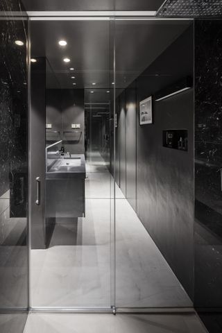 Barozzi veiga apartments dark bathroom