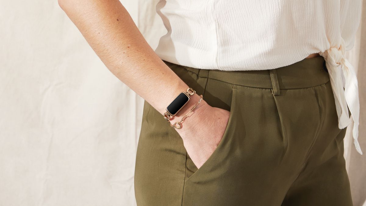 その他 fitfit - Fitbit luxe Fitbit Luxe Orchid - Fitness & Sleep Tracker with Heart Rate