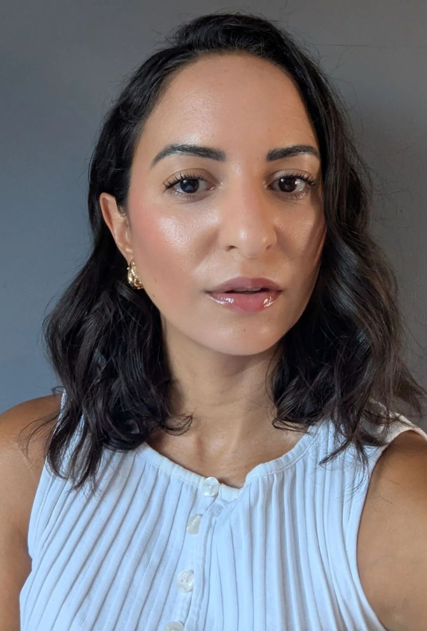 Jazzria Harris wearing Laura Mercier real flawless foundation