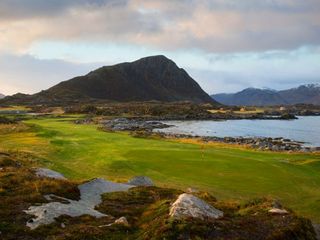 15 Of The Most Beautiful Golf Courses