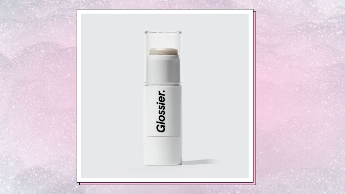 I tried the Glossier Haloscope highlighter and it's the definition of 'glazed'