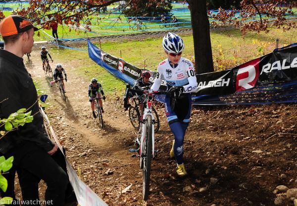 Frances Morrison (JAM Fund/NCC/Vittoria) approaching the stairs