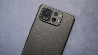 ASUS Zenfone 12 Ultra showing broken glass back