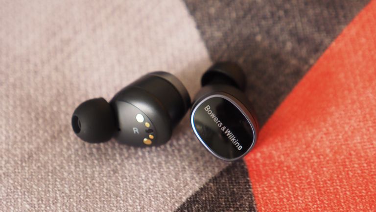 Bowers & Wilkins Pi8 Review: High-end In-ears Deliver Peerless Audio ...