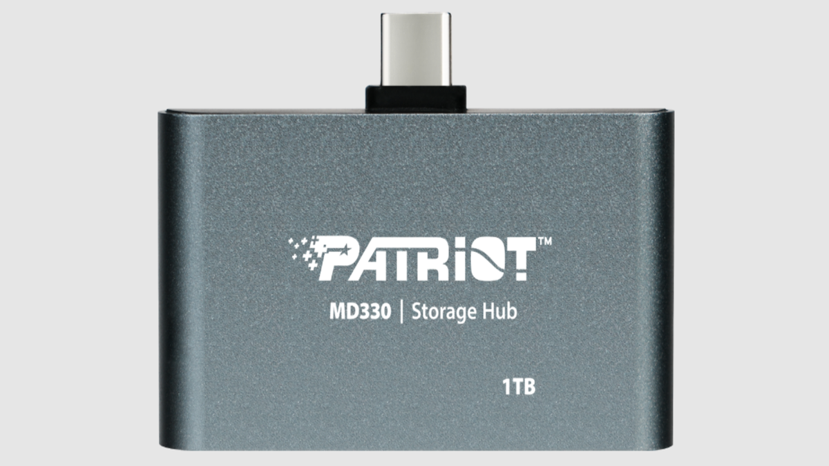 This absolutely tiny dock has 1TB storage, 100W power delivery, and can even output 4K to a monitor