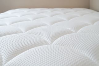 Dreamcloud Luxury Hybrid mattress - review