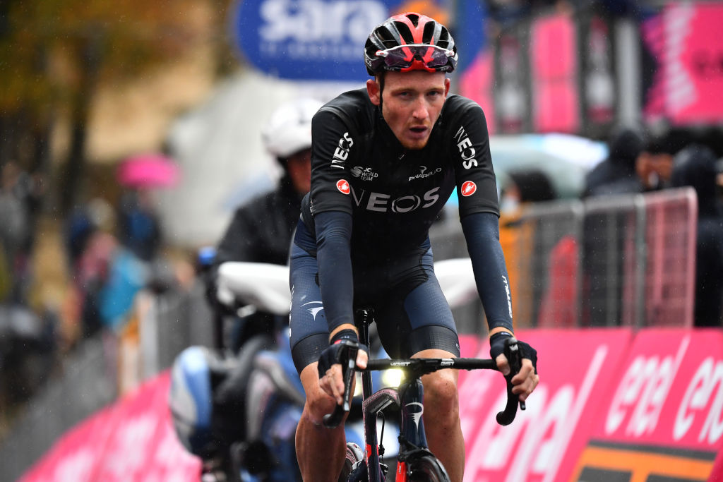 Giro d'Italia: Tao Geoghegan Hart wins stage 15 atop Piancavallo ...