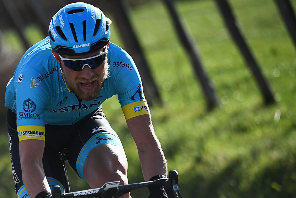Magnus Cort on his way to winning stage 4 at Paris-Nice