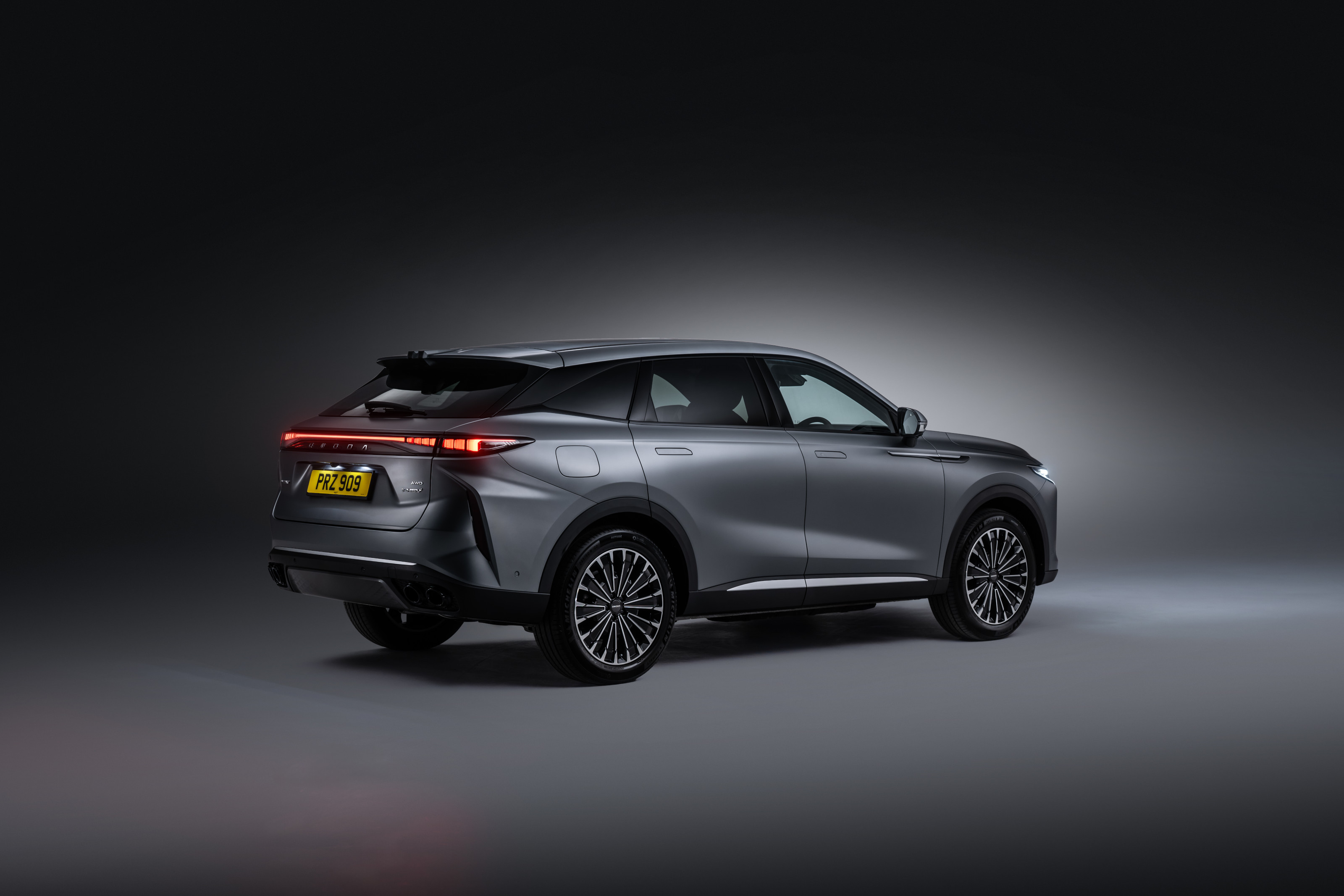 The new Omoda 9 super hybrid SUV