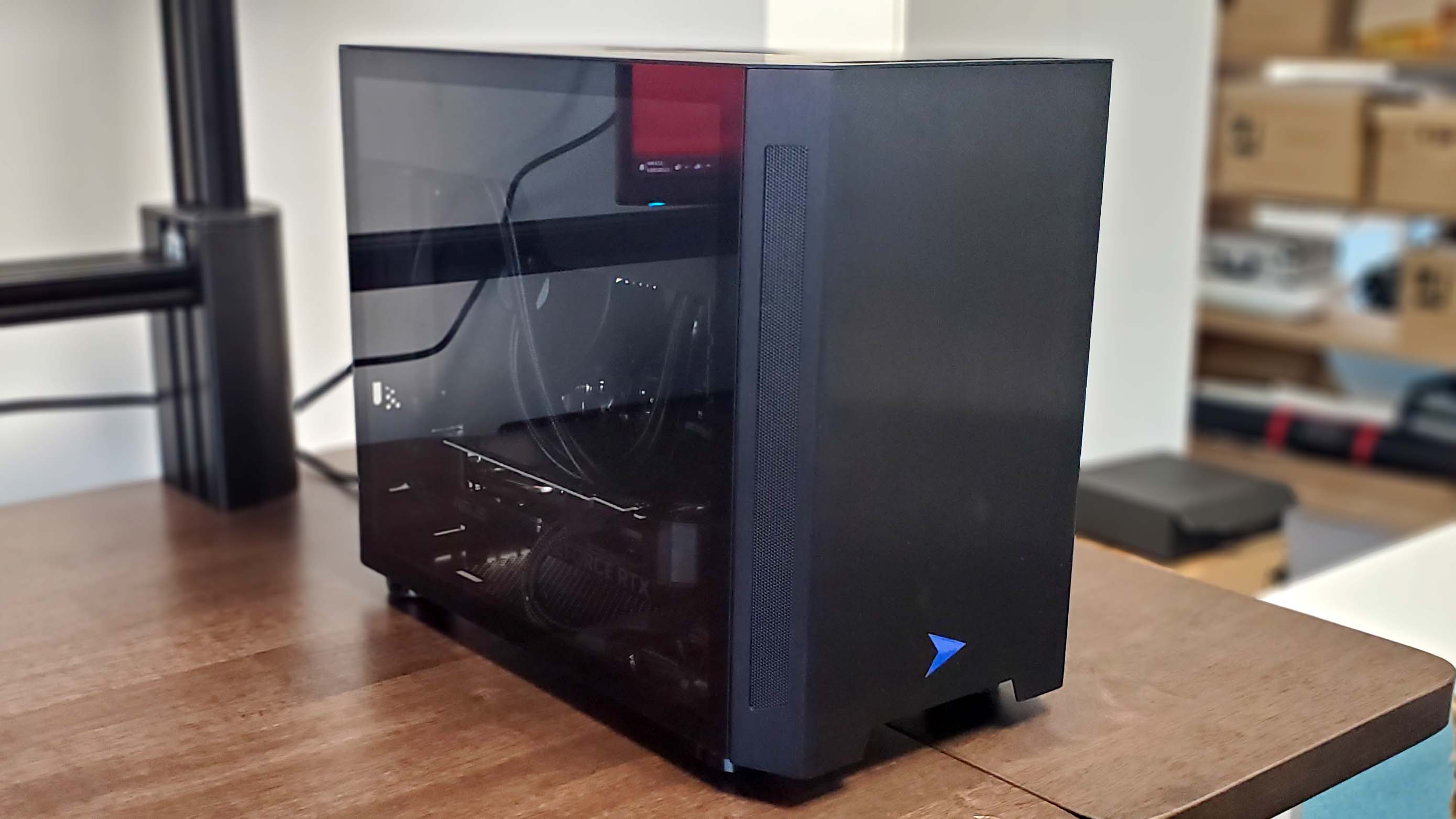 Velocity Micro Raptor ES40 gaming PC