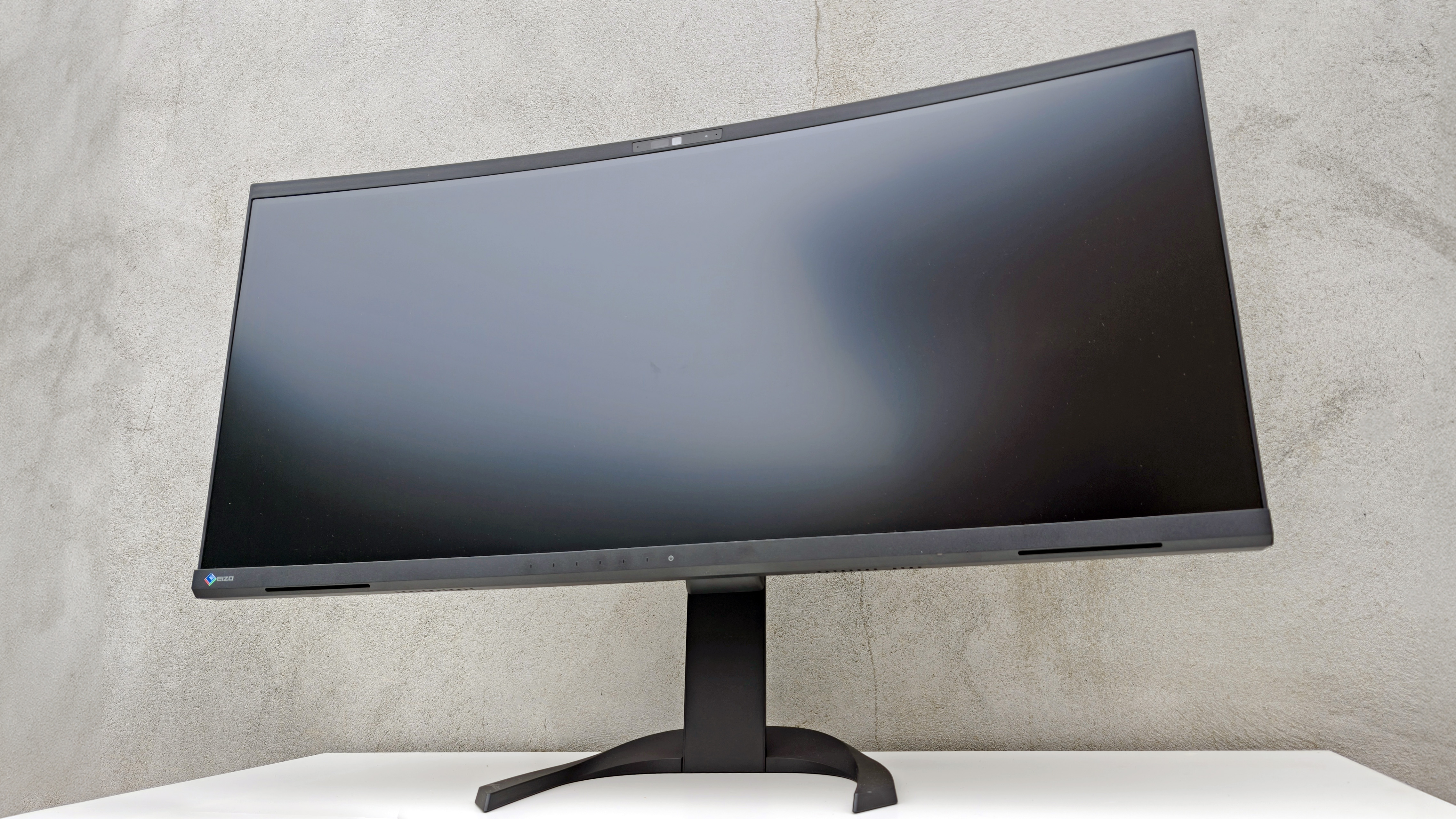 Eizo EV3450XC curved ultrawide monitor