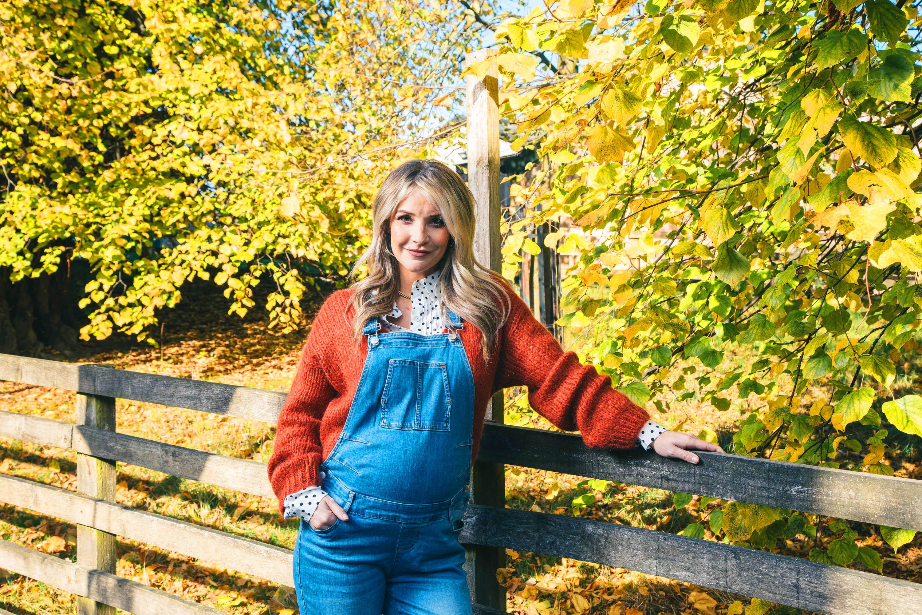 TV tonight Helen Skelton.