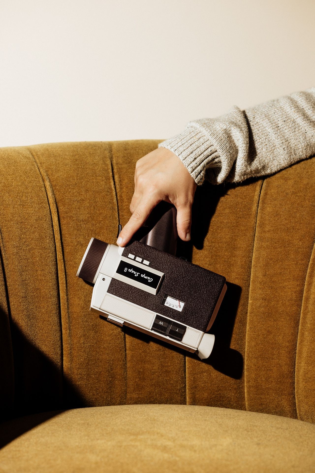 The Camp Snap CS8 in Espresso