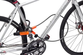 How to lock your bike up securely - a U-lock and cable lock on a bike