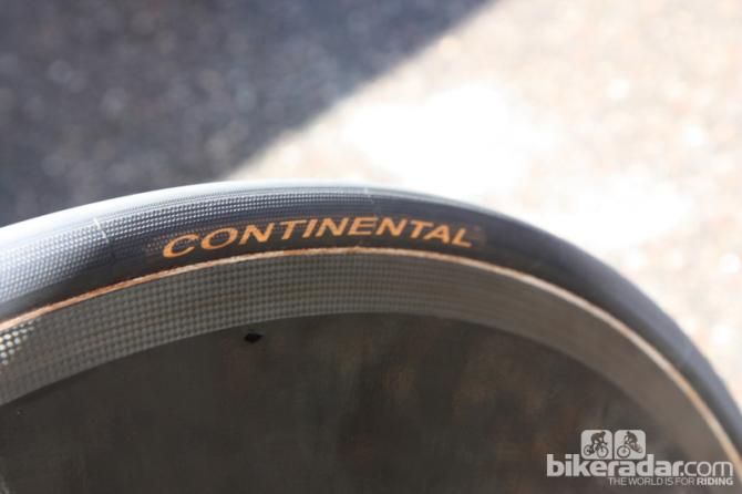 BMC has team-only Continental tubular tires. On the relatively narrow Lightweight disc, BMC uses 22mm tires. On the wider PRO discs, they use 25mm
