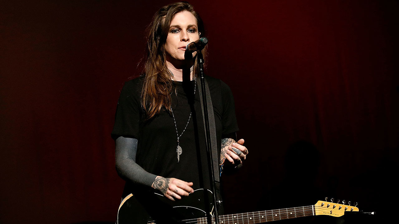 Watch Against Me!'s Laura Jane Grace Perform at the Infamous Four