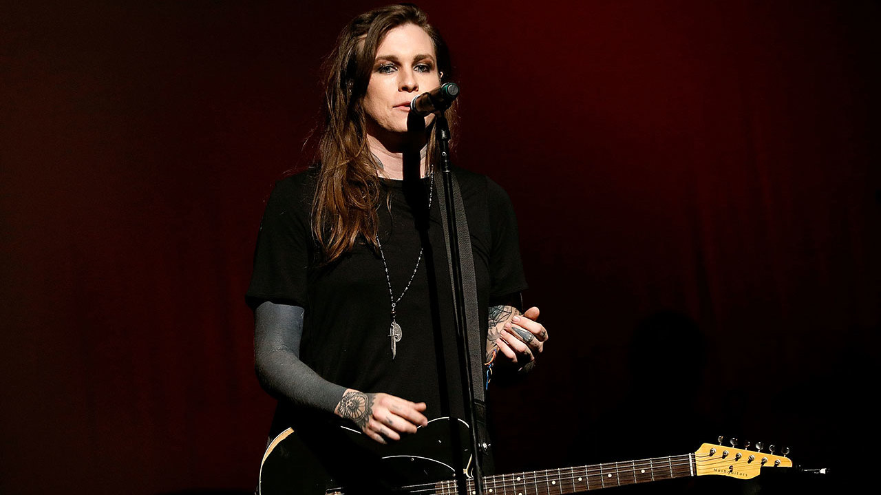 Interview: Laura Jane Grace (Against Me!) - The Feedback Society