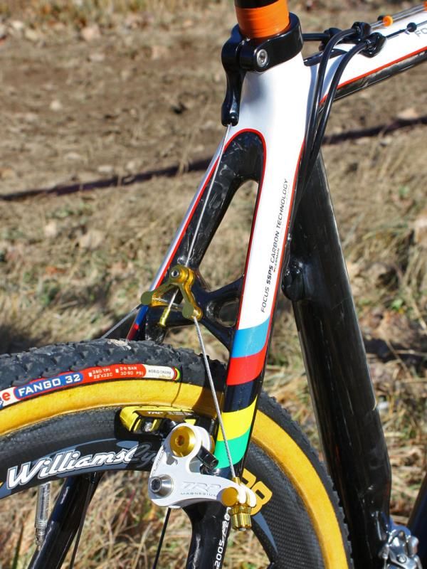 The dual seat stays are bolstered by a stout bridge. TRP EuroX Magnesium brakes provide the stopping power.