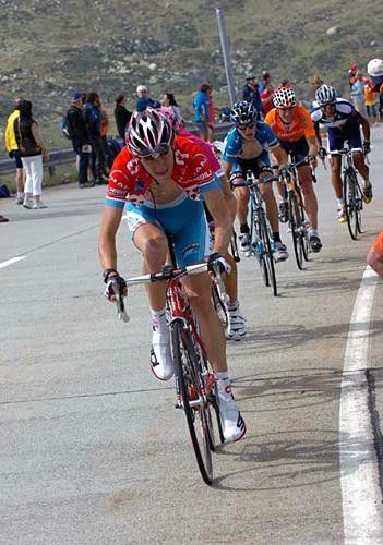 Frank Schleck (CSC) drives his group