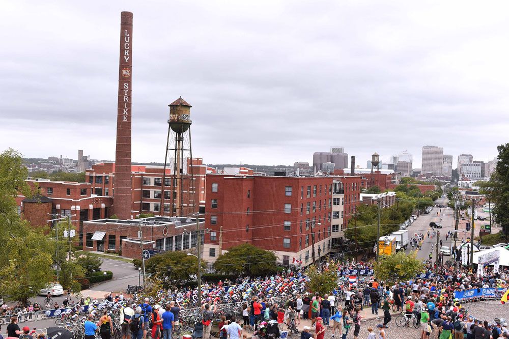 Elite men's race in Richmond City Village