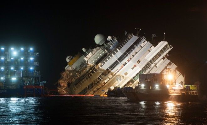 Costa Concordia parbuckling