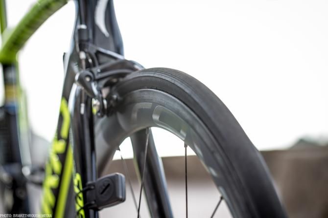 Tinkoff-Saxo is using Roval carbon wheels in 2015