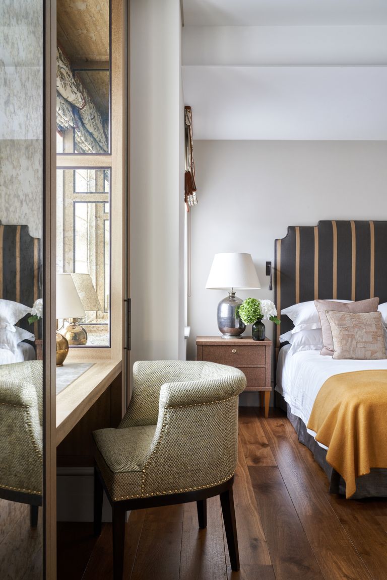 Bedroom layout ideas with desk: 12 ways to arrange your space | Homes and Gardens