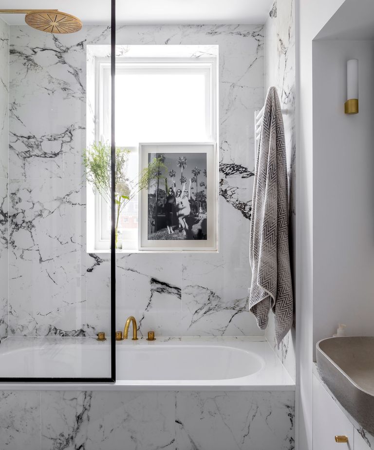 12 Small bathroom tile ideas to turn your bijou bathroom into something ...