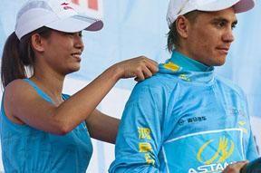 Kazakhstan rider Valentin Iglinskiy remains in the blue jersey of the best placed Asian rider.