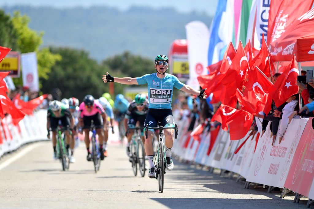 Sam Bennett wins stage 2 of the Tour of Turkey