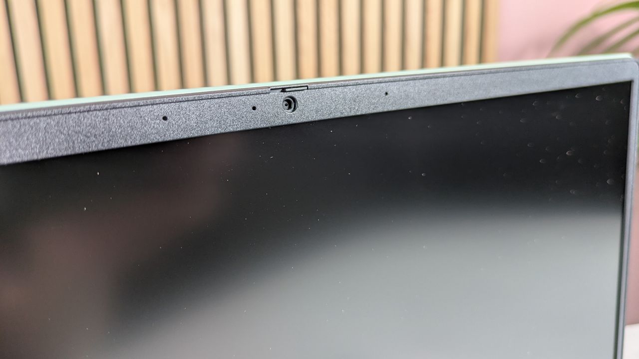 ASUS Chromebook CX15 on desk