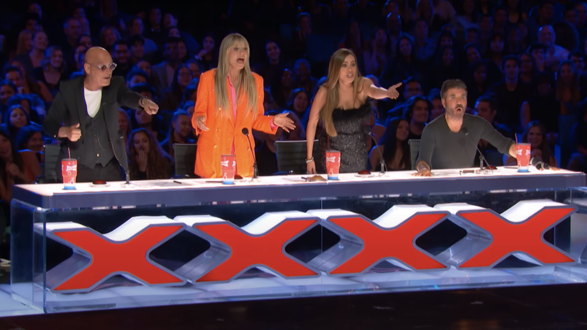 Watch: Sofia Vergara Takes A Nut To The Butt On 'America's Got Talent'