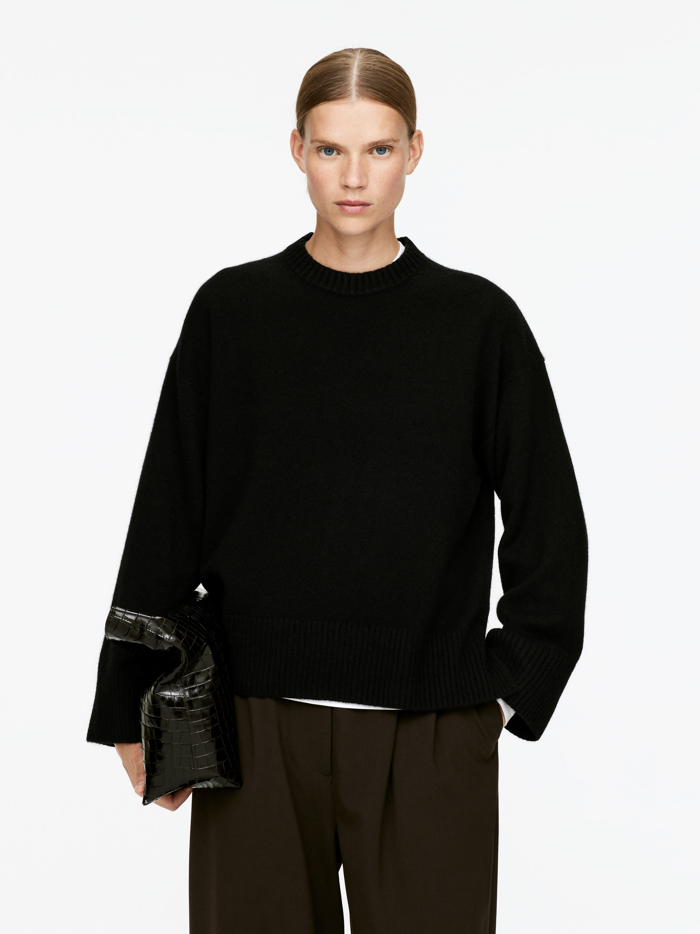 Oversized Pure Cashmere Jumper&amp;#8203; &amp;ndash; Black &amp;ndash; Women &amp;ndash; Arket Gb