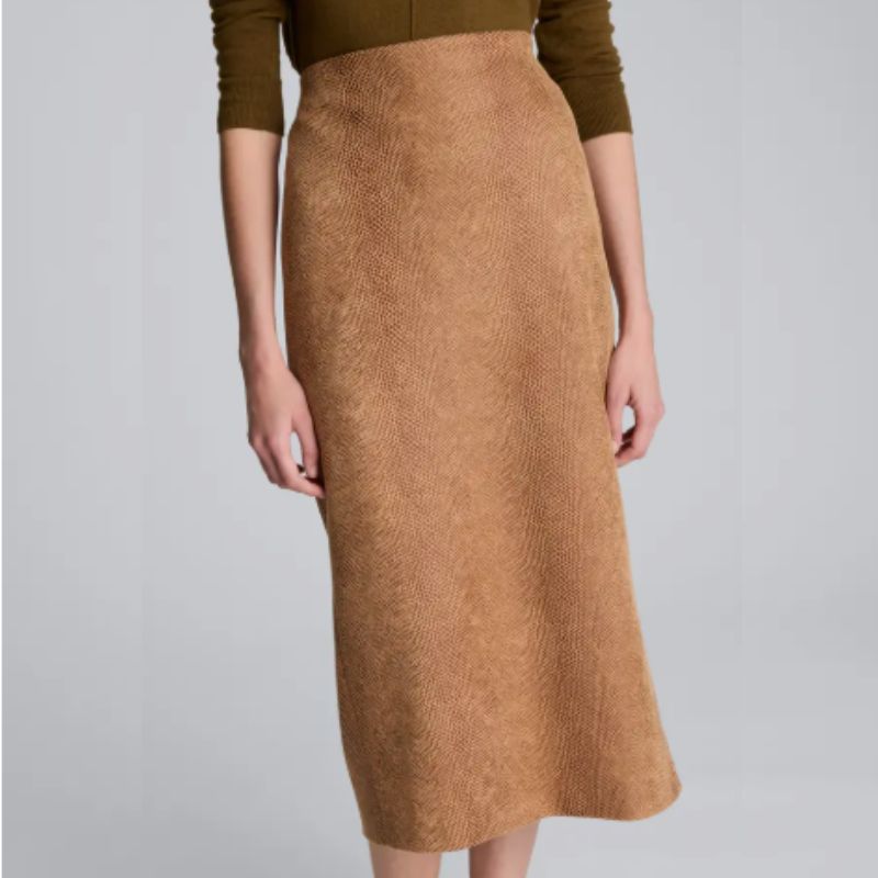 beige pencil skirt
