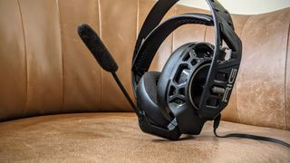 The RIG 500 PRO HX Gen 2 has earcups housing powerful 50mm drivers